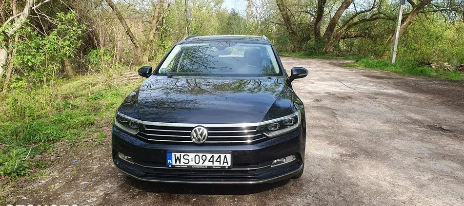 volkswagen passat Volkswagen Passat cena 69000 przebieg: 152906, rok produkcji 2017 z Warszawa